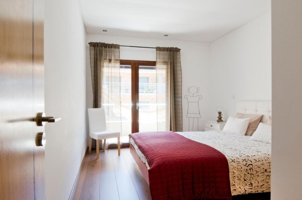 Apartamento Parque Nacoes / Jardins Cristo Rei Lisboa